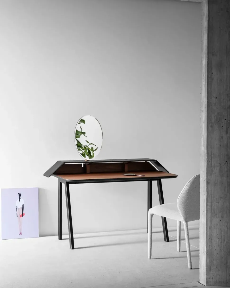 Consolle modello Tolda a marchio Miniforms SCONTATA