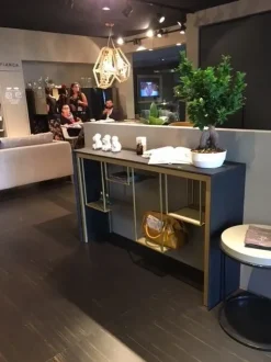 Consolle scontata modello Tokyo di Mogg a prezzo riservato