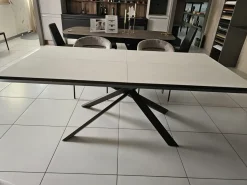 Contatta il venditore per scoprire il prezzo del tavolo Tavolo ceramica luce Ozzio