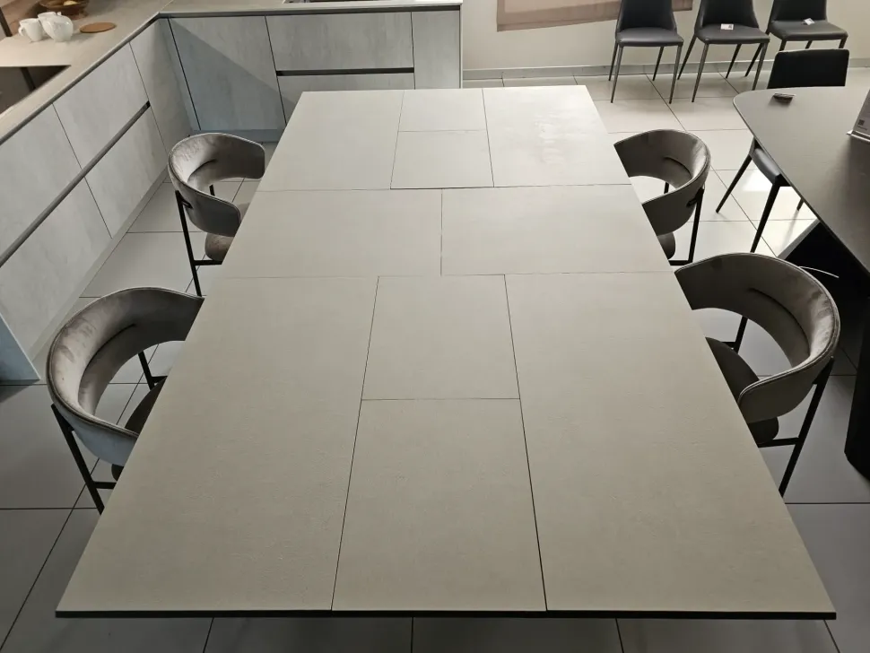 Contatta il venditore per scoprire il prezzo del tavolo Tavolo ceramica luce Ozzio