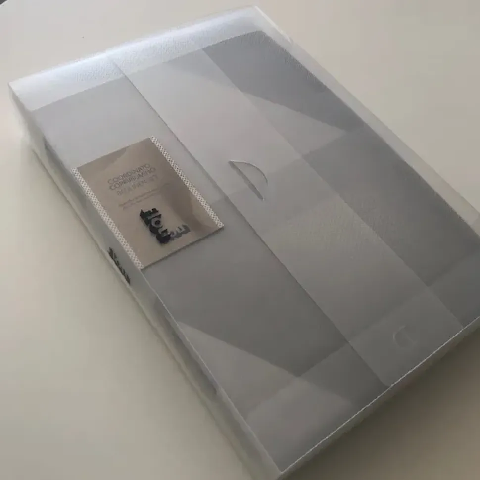 Copripiumini modello Valley del brand Flou in offerta