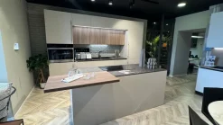 Cucina a PREZZI OUTLET in laminato materico Stosa -40%