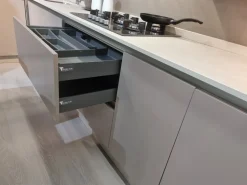 Cucina a PREZZI OUTLET in laccata opaco Mobilturi -60%