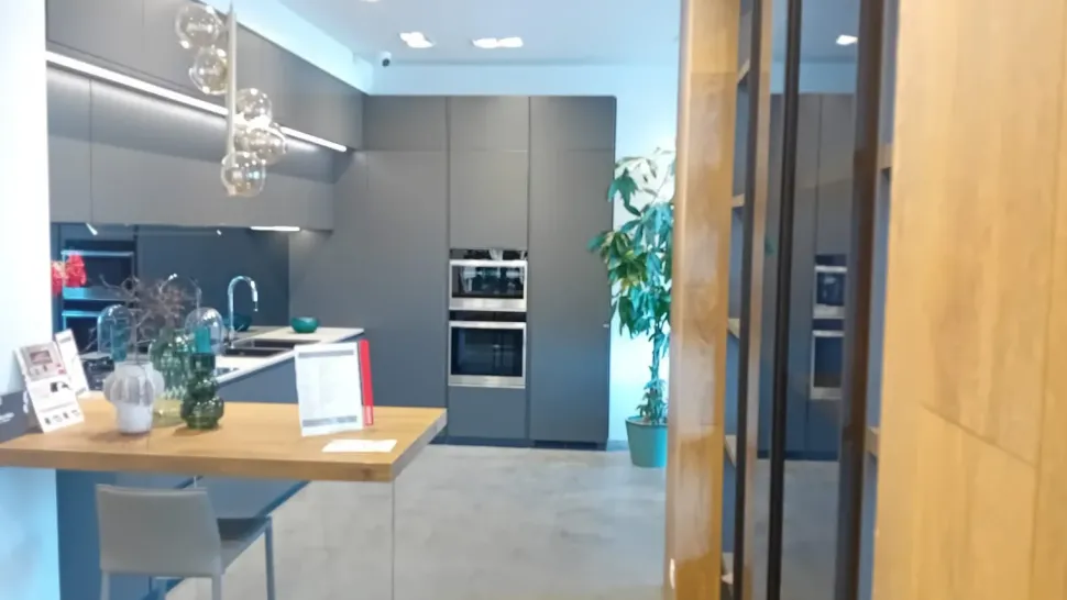 Cucina a PREZZI OUTLET in laccata opaco Scavolini -50%