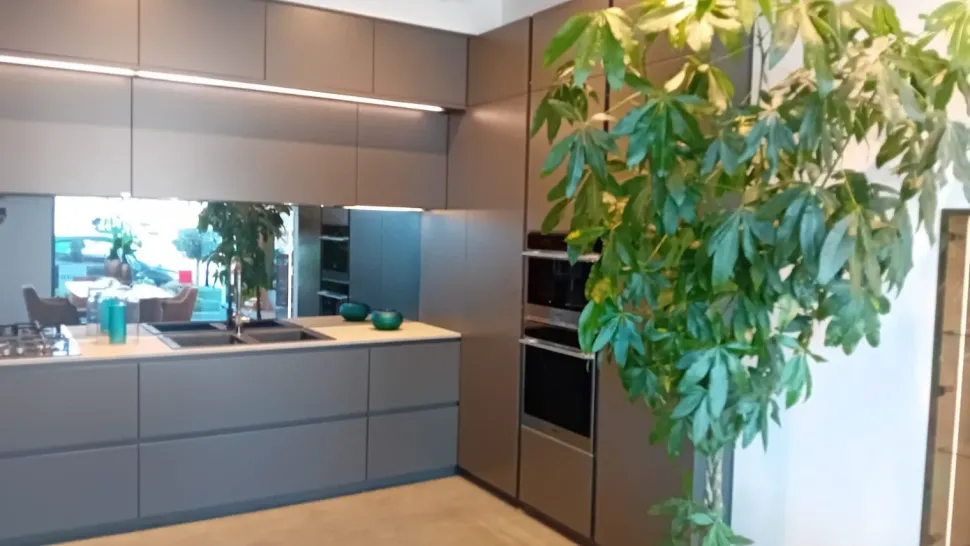 Cucina a PREZZI OUTLET in laccata opaco Scavolini -50%