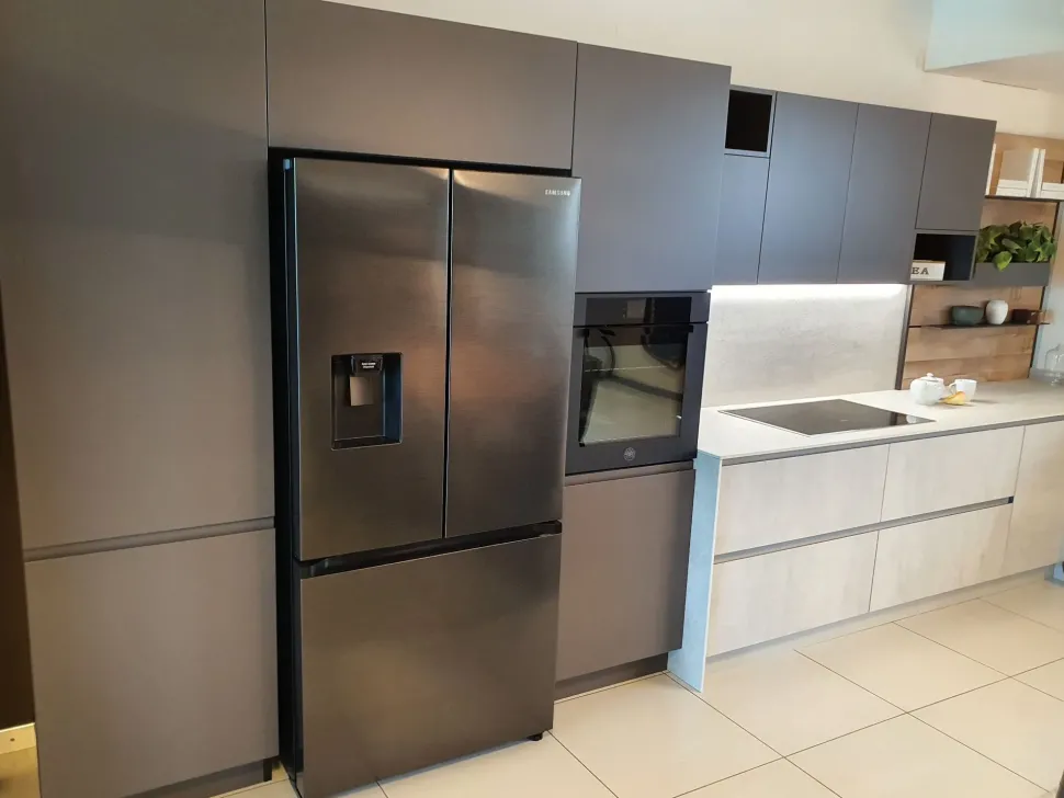 Cucina a PREZZI OUTLET in laccata opaco Arredo3 -43%