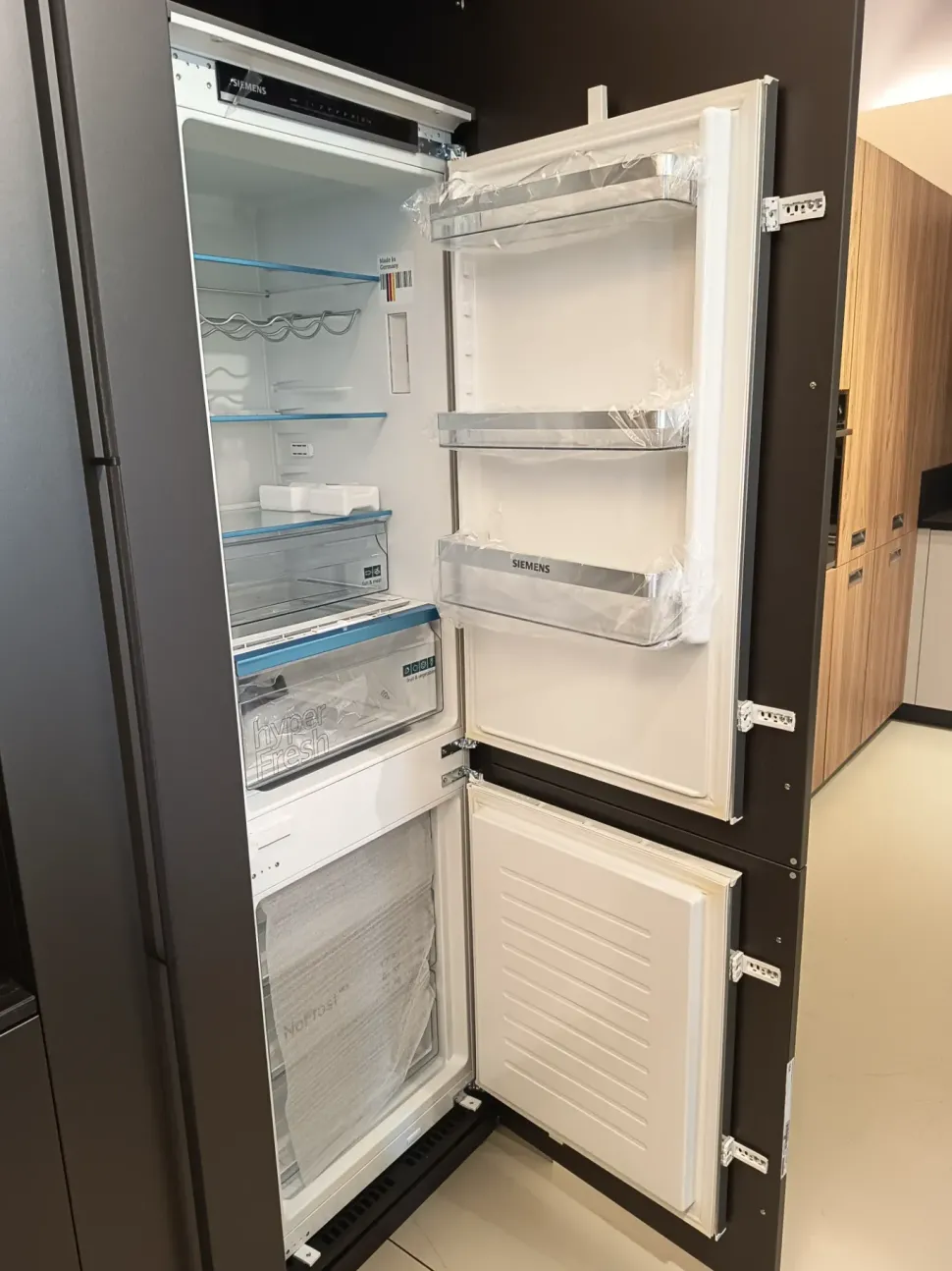 Cucina a PREZZI OUTLET in laminato materico Arredo3 -40%