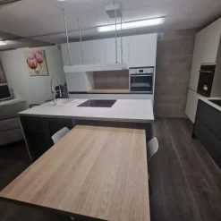 Cucina a PREZZI OUTLET in melaminico Essebi -41%