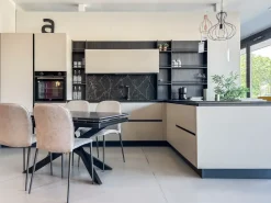 Cucina a PREZZI OUTLET in melaminico Forma 2000 -45%