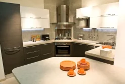 Cucina a PREZZI OUTLET in laminato materico Veneta cucine -50%