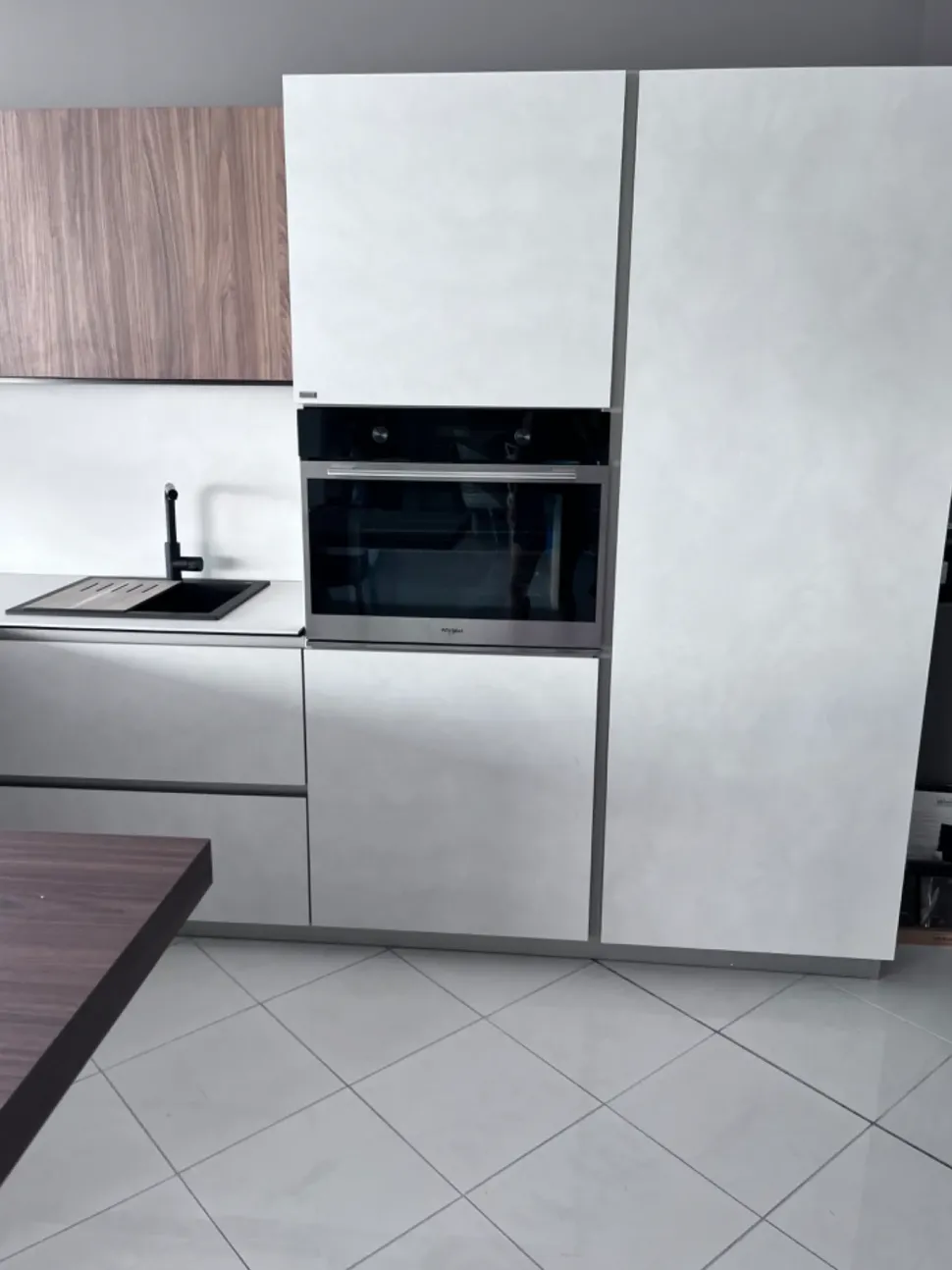 Cucina a PREZZI OUTLET in laminato materico Snaidero -31%