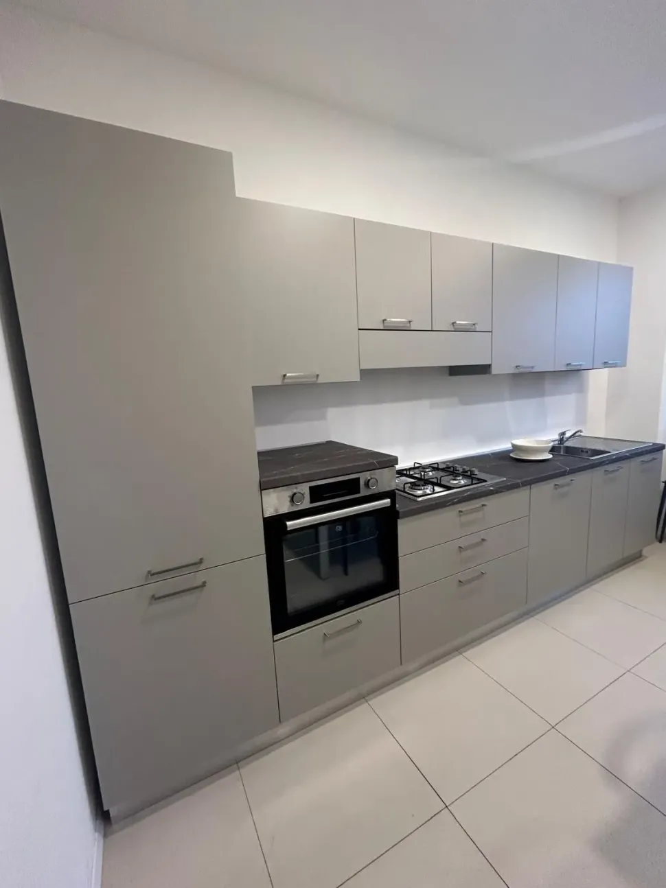 Cucina a PREZZI OUTLET in laminato materico Lube cucine -54%