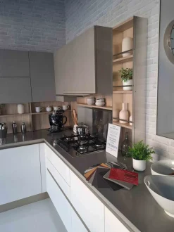 Cucina a PREZZI OUTLET in laminato opaco Veneta cucine -43%