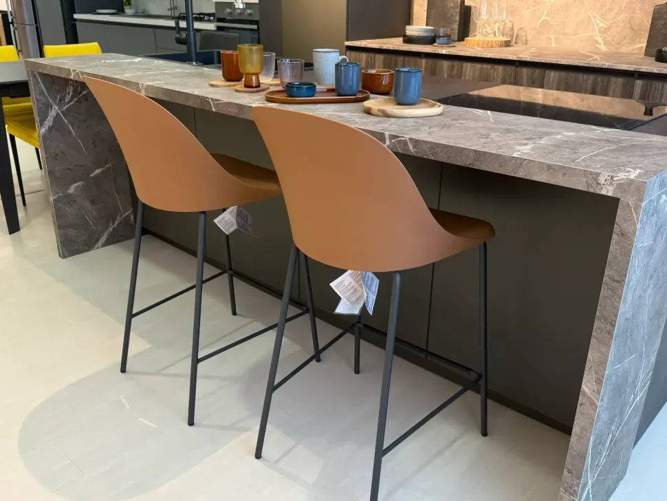 Cucina a PREZZI OUTLET in laminato materico Arrex -30%