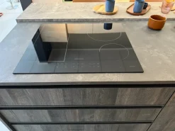 Cucina a PREZZI OUTLET in laminato materico Arrex -30%