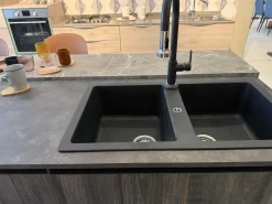 Cucina a PREZZI OUTLET in laminato materico Arrex -30%