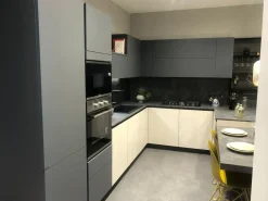 Cucina a prezzo ribassato ad angolo moderna Liberamente Scavolini