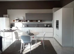 Cucina a prezzo ribassato con penisola design One 80 Ernestomeda