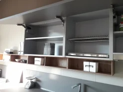 Cucina a prezzo ribassato con penisola design One 80 Ernestomeda