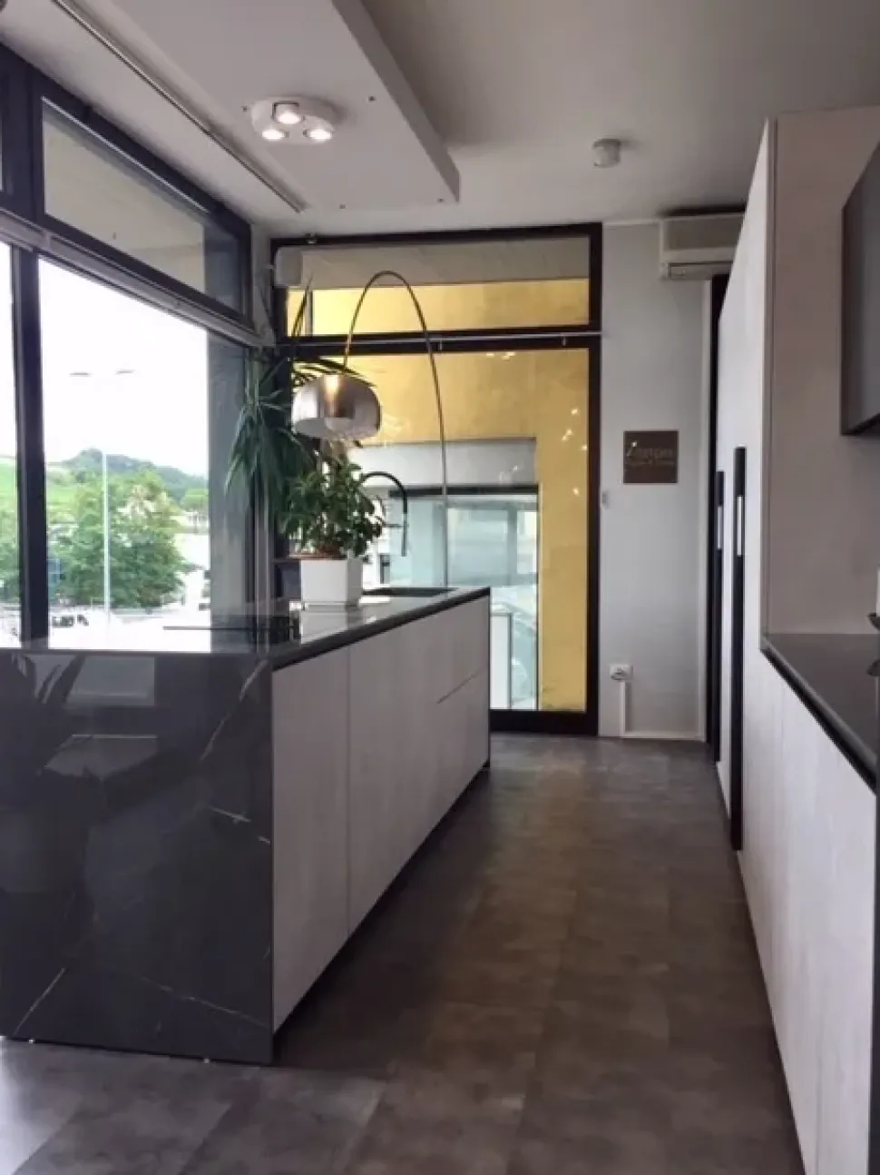 Cucina a prezzo ribassato ad isola design Segni up - irori Zampieri cucine