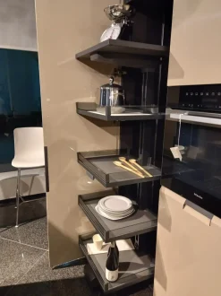 Cucina a prezzo ribassato con isola moderna Shape Poliform