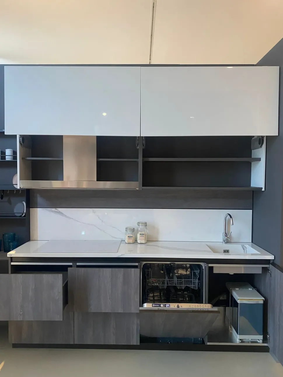 Cucina a prezzo ribassato ad angolo moderna Delinea Scavolini