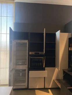 Cucina a prezzo ribassato ad angolo moderna Delinea Scavolini