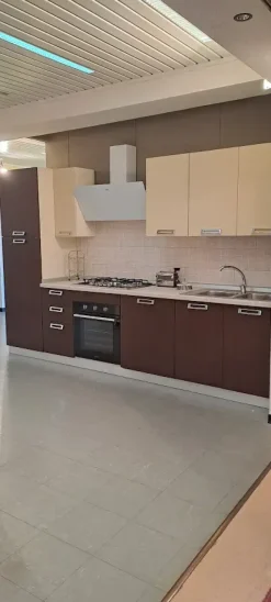 Cucina a prezzo ribassato lineare design Olimpia Artigianale