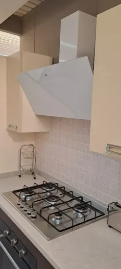 Cucina a prezzo ribassato lineare design Olimpia Artigianale