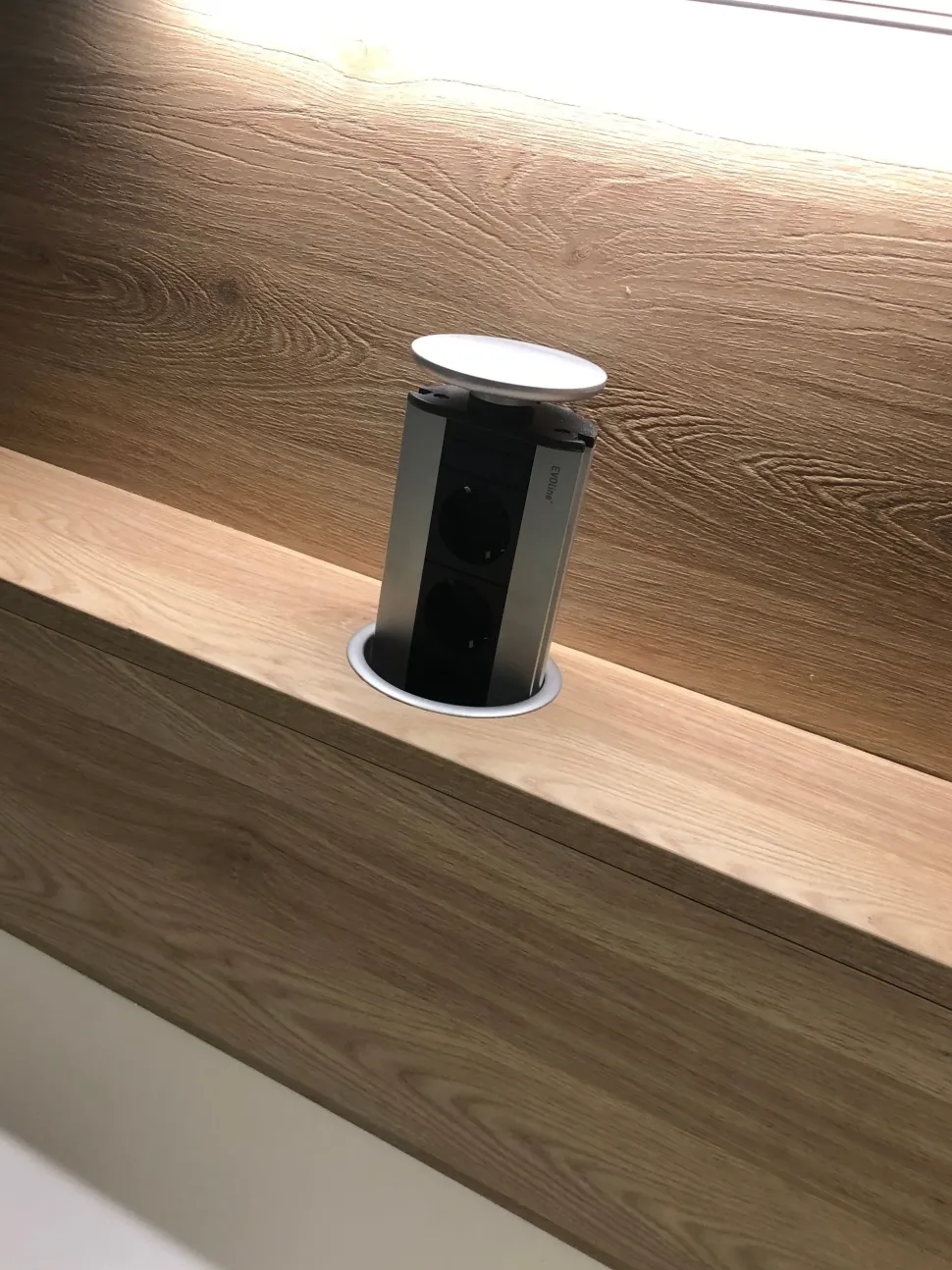 Cucina a prezzo ribassato lineare moderna Lisa Essebi