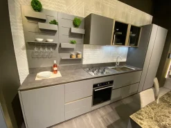 Cucina a prezzo ribassato lineare design Immagina neck Lube cucine