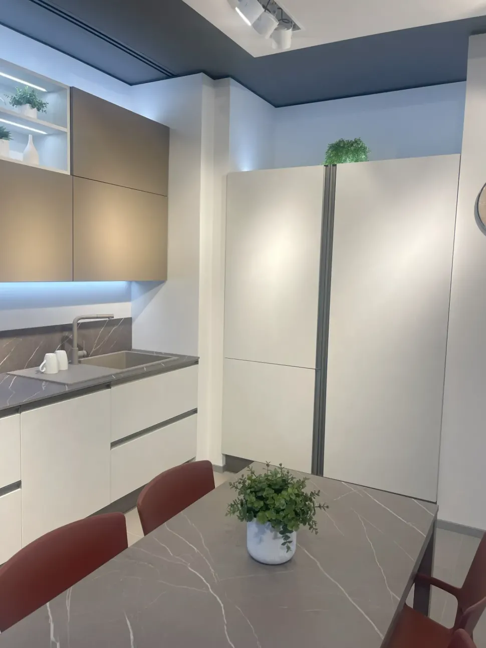 Cucina a prezzo ribassato lineare moderna Starttime presa Veneta cucine