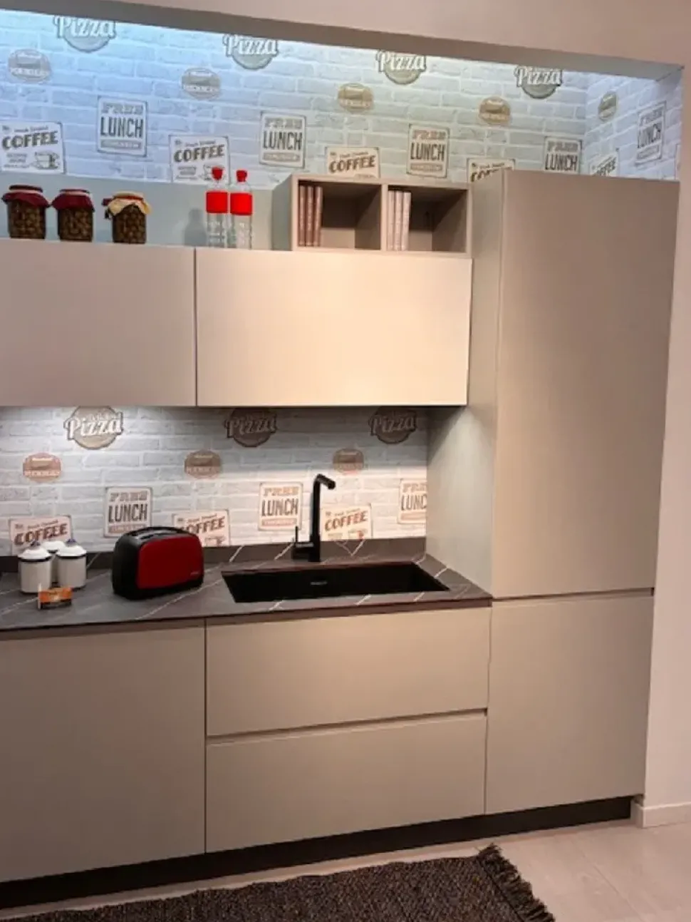 Cucina a prezzo scontato lineare moderna J22 Ar-due