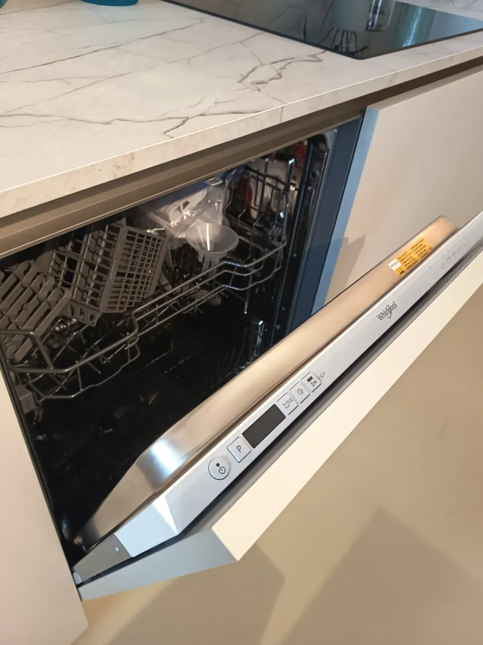 Cucina a prezzo scontato lineare moderna Kali Arredo3