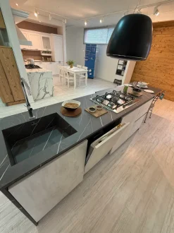 Cucina a prezzo scontato con isola moderna Cucina flay evo  Ar-tre