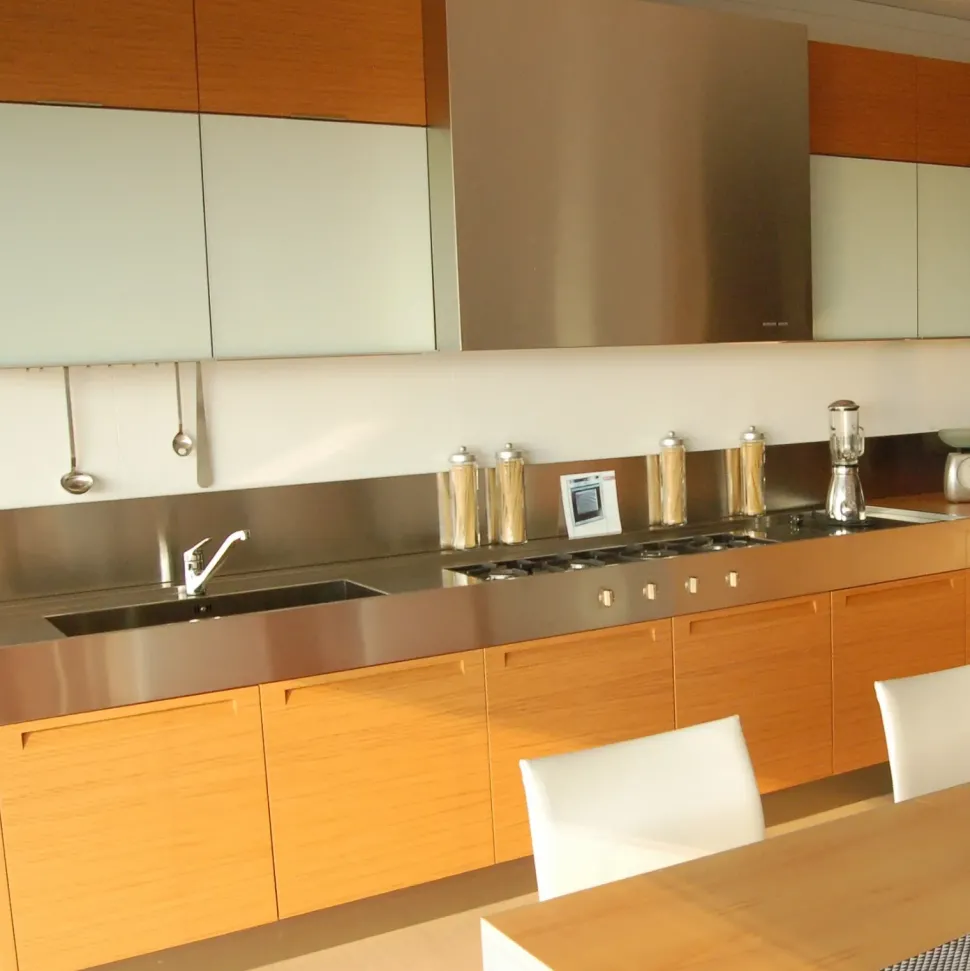 Cucina a prezzo scontato ad angolo moderna Cucina angolare varenna minimal Varenna