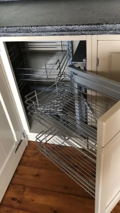 Cucina ad angolo country stile inglese mod. Old england Marchi cucine a prezzo scontato -60%