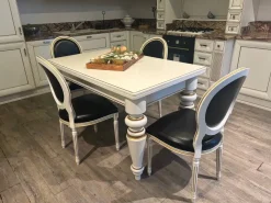 Cucina ad angolo in laccata a prezzo ribassato 50%