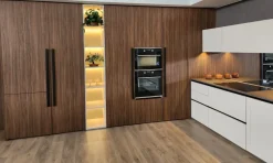 Cucina ad angolo in laccato opaco modello Crono7 ad un prezzo riservato