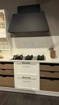 Cucina ad angolo in legno a prezzo scontato 50%