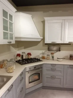 Cucina ad angolo in legno a prezzo scontato 36%