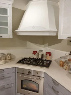 Cucina ad angolo in legno a prezzo scontato 36%