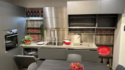 Cucina ad angolo in polimerico a prezzo ribassato 49%