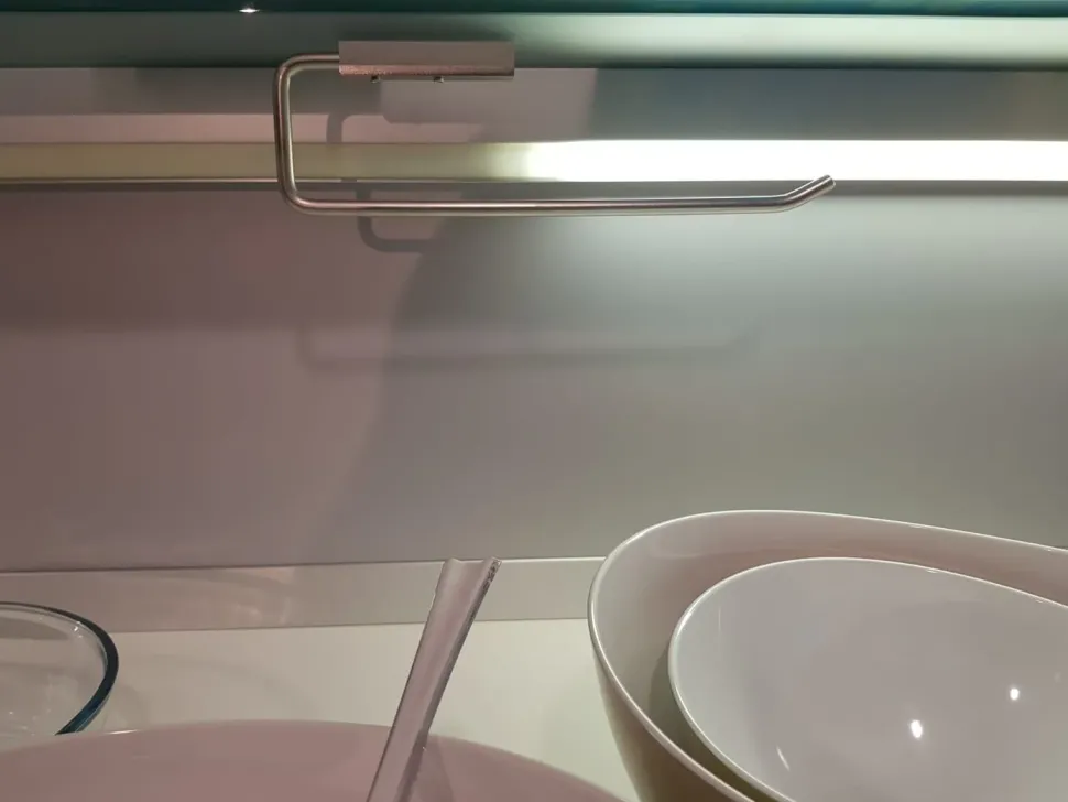 Cucina ad angolo moderna Planet Varenna a prezzo ribassato