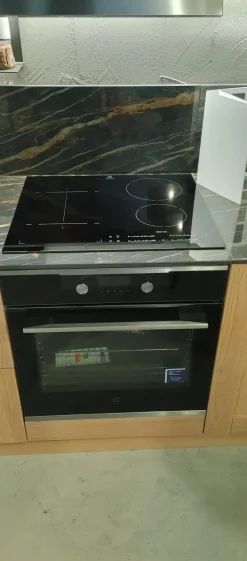Cucina ad angolo moderna rovere chiaro Aran Cucina aran licia