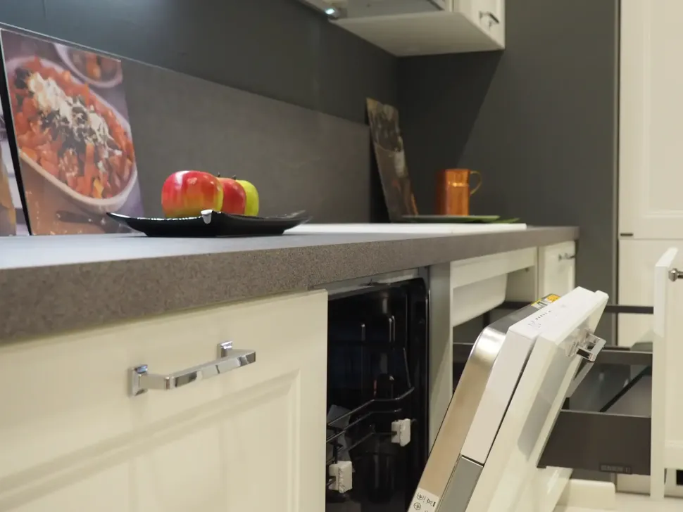 Cucina ad isola classica bianca Scavolini Cucina colony