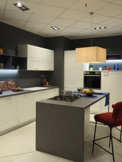 Cucina ad isola classica bianca Scavolini Cucina colony