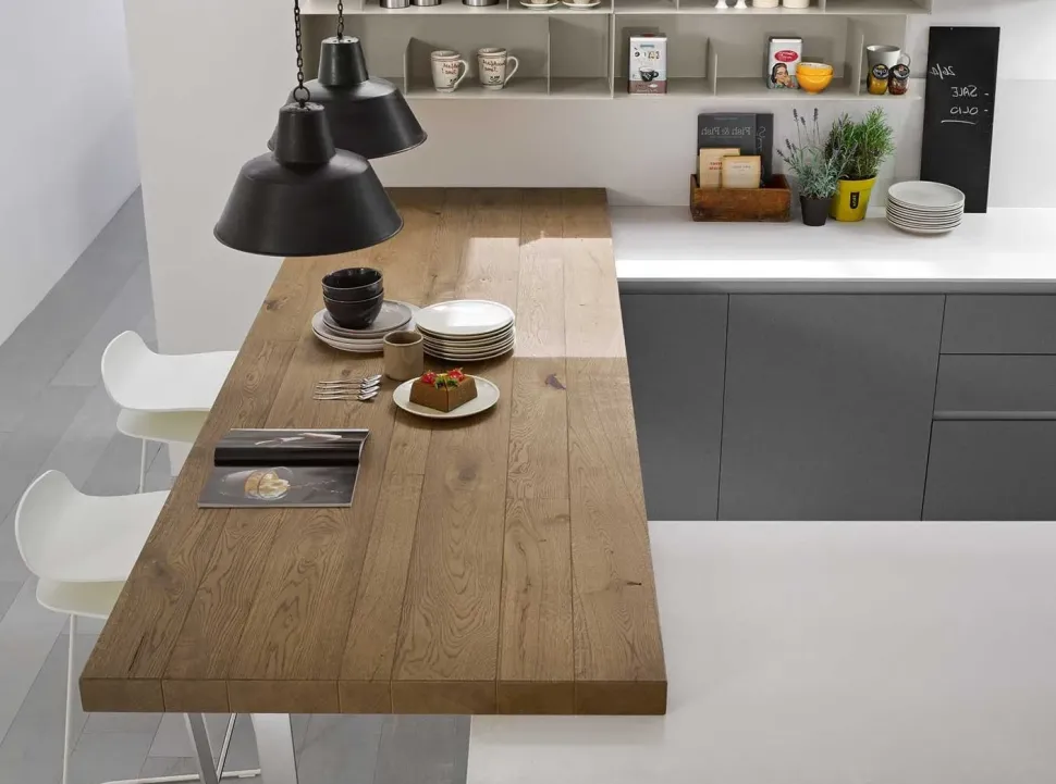 Cucina ad isola in laccata opaco a prezzo scontato 36%