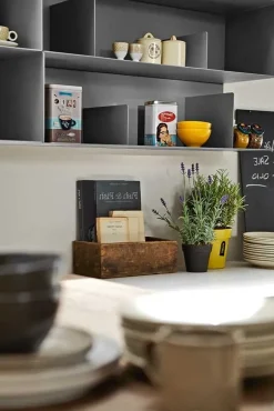 Cucina ad isola in laccata opaco a prezzo scontato 36%