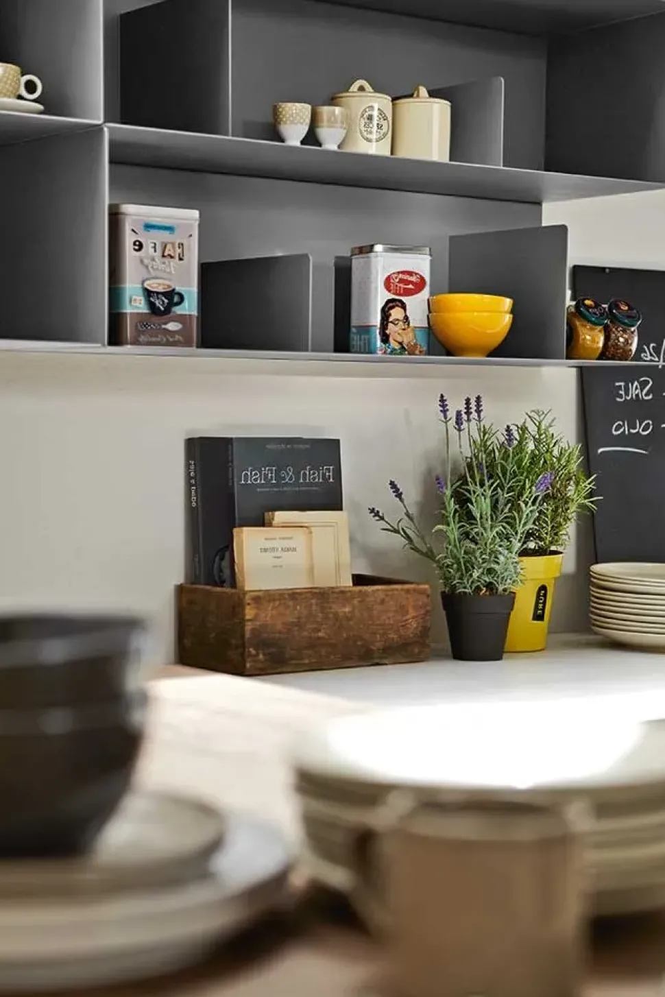 Cucina ad isola in laccata opaco a prezzo scontato 36%